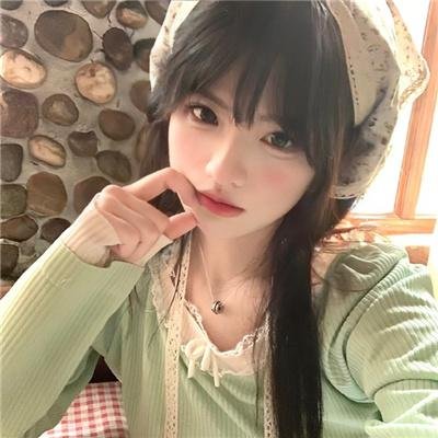 纯真小镇的夫人